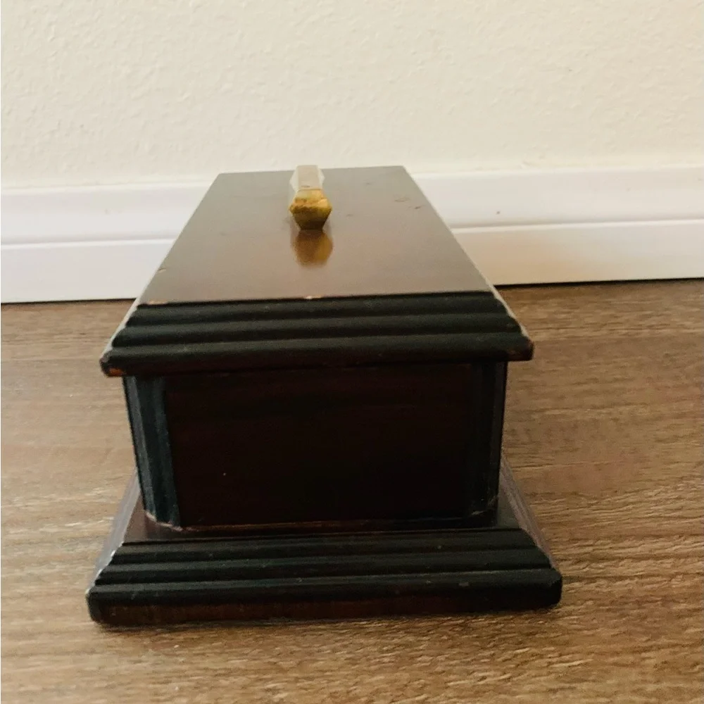 Wooden box